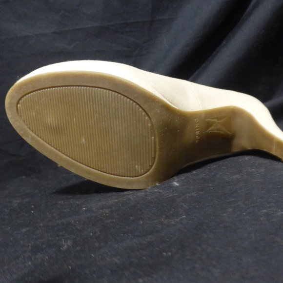 CALL IT SPRING, natural color heels, size US 6, GUC - Picture 8 of 15